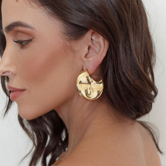 Brinco Argola Orgânica Inteira Dourado