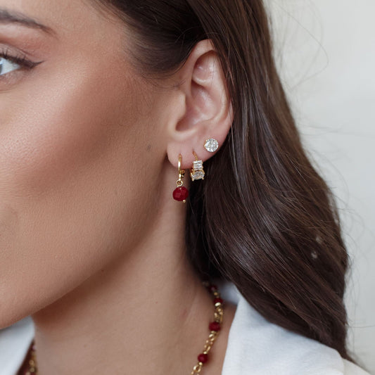 Brinco Trio Argola Cristal Vermelho e Cravejada com Ponto de Luz Dourado
