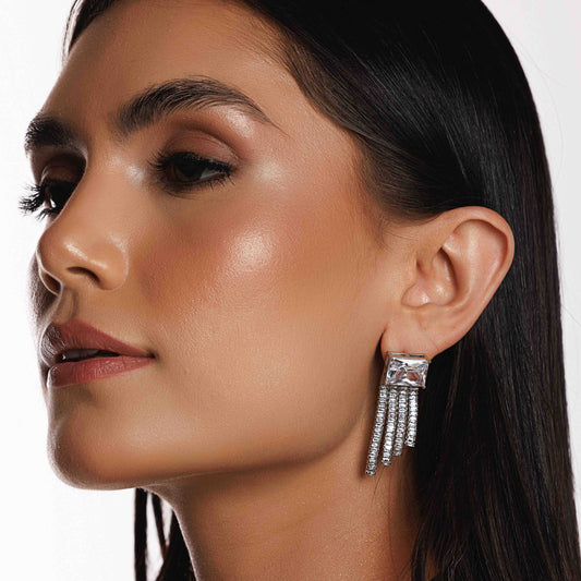 Brinco Retângulo Cristal com Franjas Cravejadas Dourado/Prateado