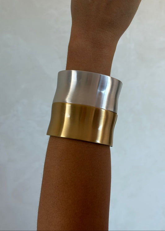 Bracelete Largo Metal Escovado