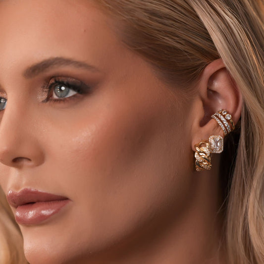 Brinco Retângulo Cravejado Dourado