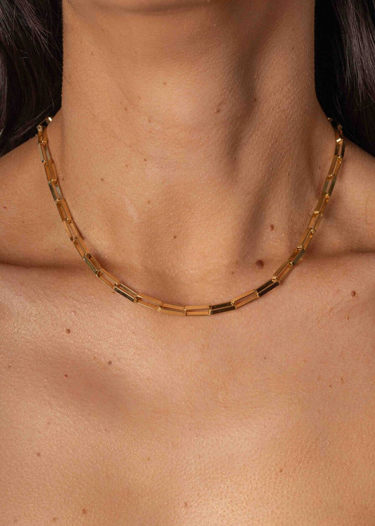 Colar Elos Alongados Dourado