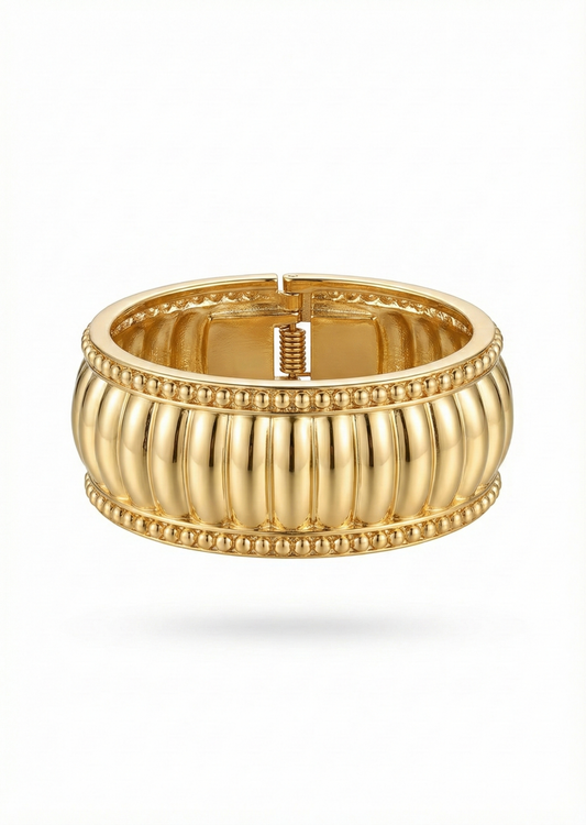 Bracelete Dourado Estruturado