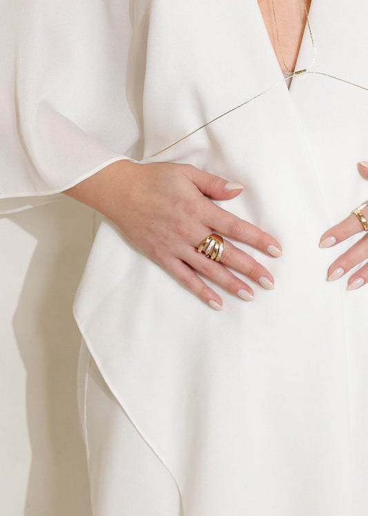 Anel Dourado Liso e Cravejado