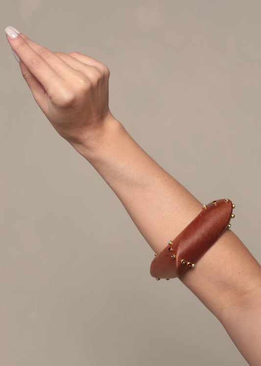 Bracelete Quadrado em Madeira