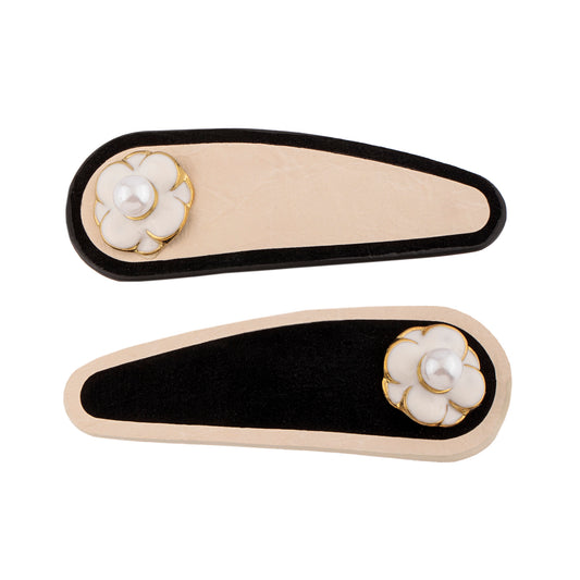 Dupla de Grampos Tic Tac Preto e Branco com Flor Esmaltada e Pérola