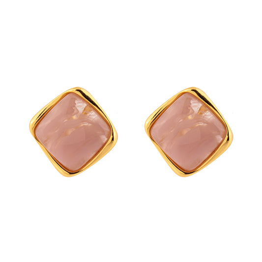 Brinco Quadrado Médio Ondulado com Pedra Rosa/Creme Dourado