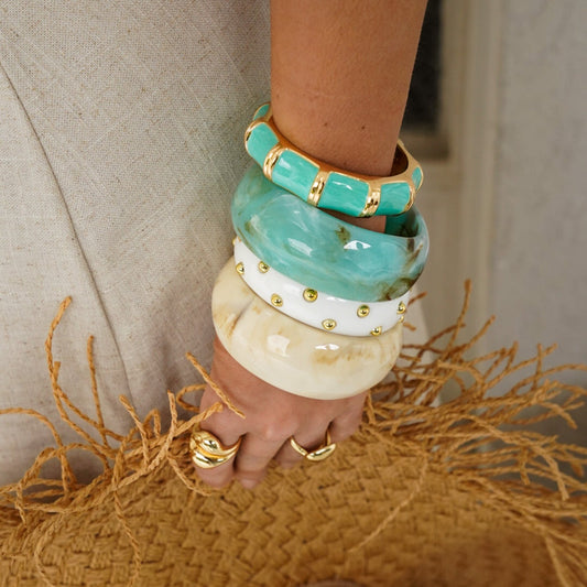 Pulseira Bracelete Esmaltada Branca/Turquesa Ondas Dourado