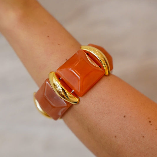 Pulseira Placas de Resina Colorida com Peças em Dourado