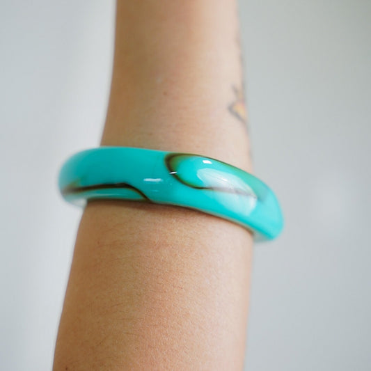 Pulseira Maxi Bracelete Resina Quadrada
