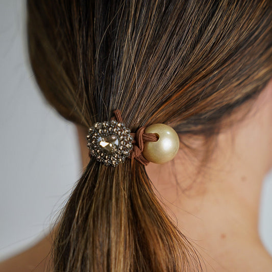 Amarrador de Cabelo Trio Esfera e Coração Cravejado
