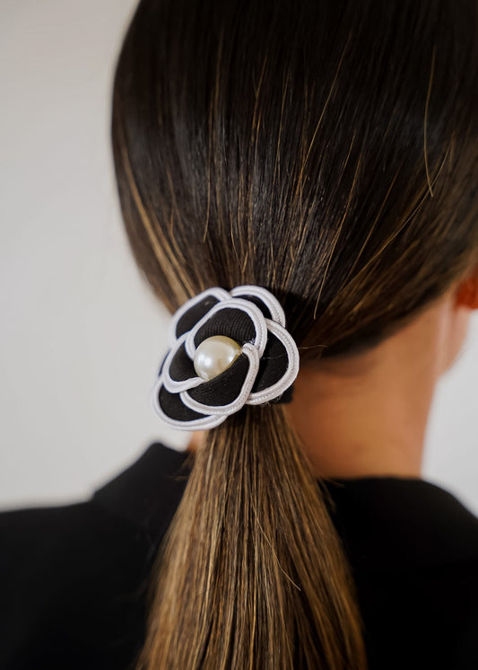 Amarrador Flor com Pérola