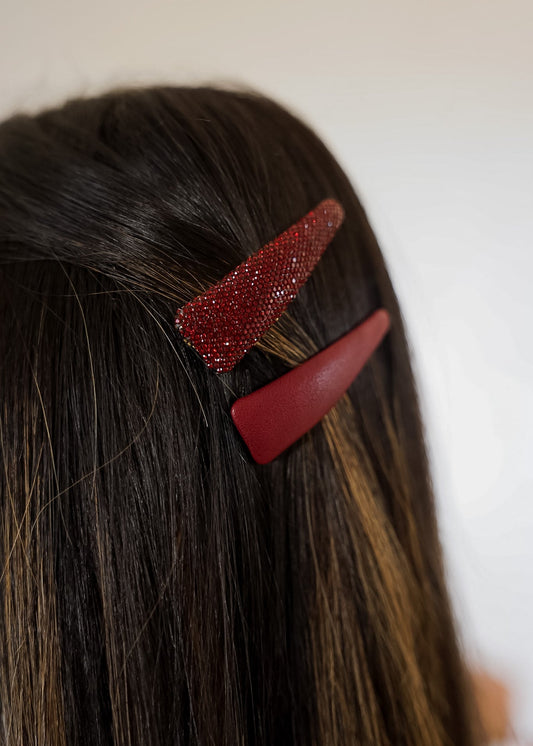 Dupla de Presilhas Burgundy Fosca e Cravejada