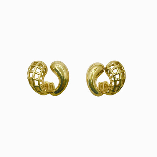 Brinco Duplo Gotas Liso e Vazado Dourado/Prateado