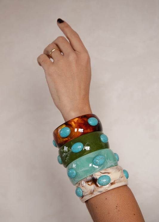 Bracelete Resina com Pedras Turquesa