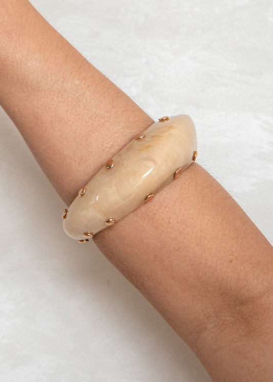 Bracelete Resina Texturizado Dourado