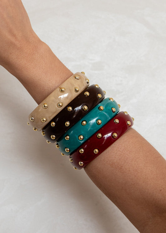 Bracelete em Resina com Esferas Dourado