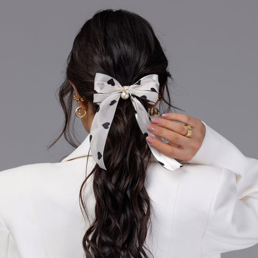Laço de Cabelo e Amarrador Branco Corações