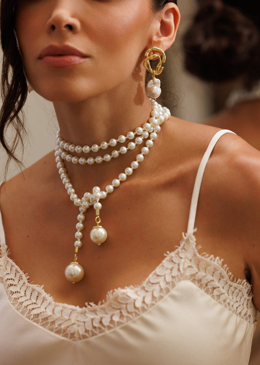 Colar Longo de Pérolas