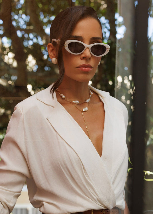 Colar Longo com Pérola e Pingente Dourado