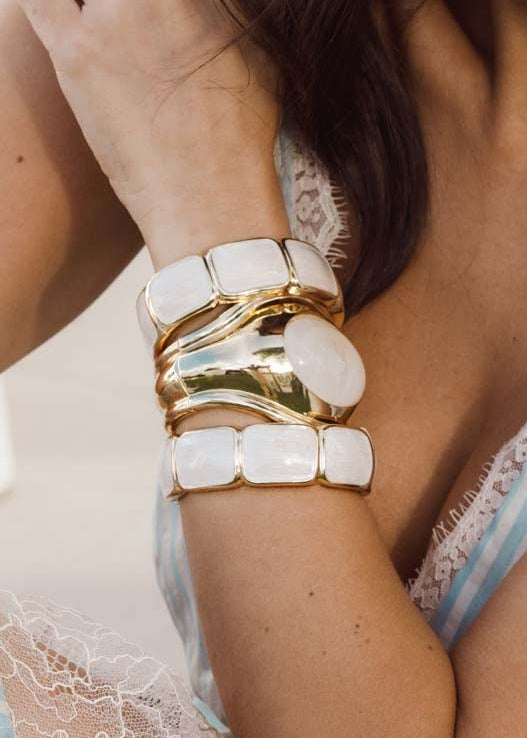 Pulseira Dourada com Detalhes Off-White