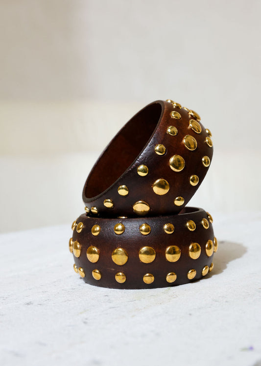 Bracelete Madeira Escura com Apliques Dourados