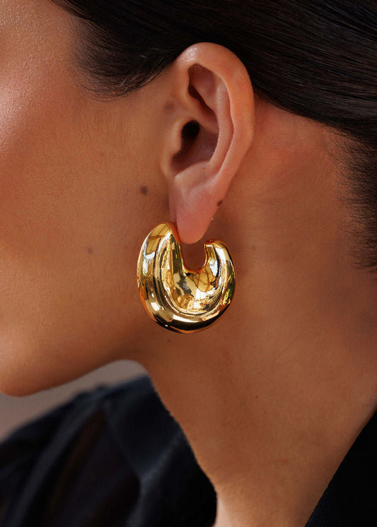 Brinco Dourado Argola Orgânica