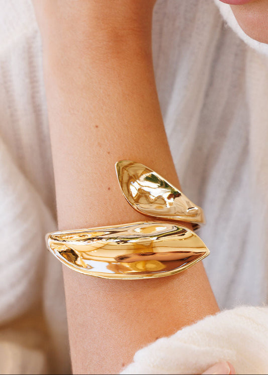 Bracelete Dourado Orgânico