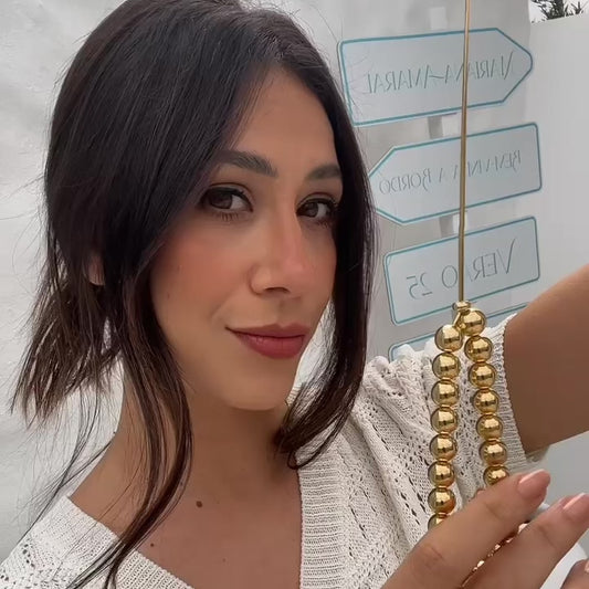 Colar Gravatinha 2 em 1 Esferas Dourado