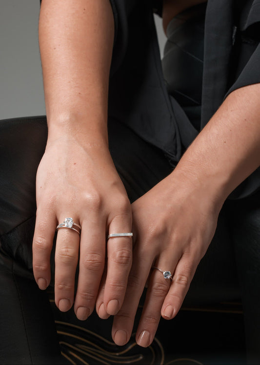 Anel Quadrado Liso Fino Prata 925